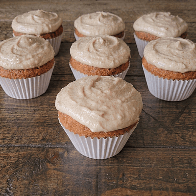 Easy Root Beer Float Cupcakes with Vanilla Bean Buttercream Frosting